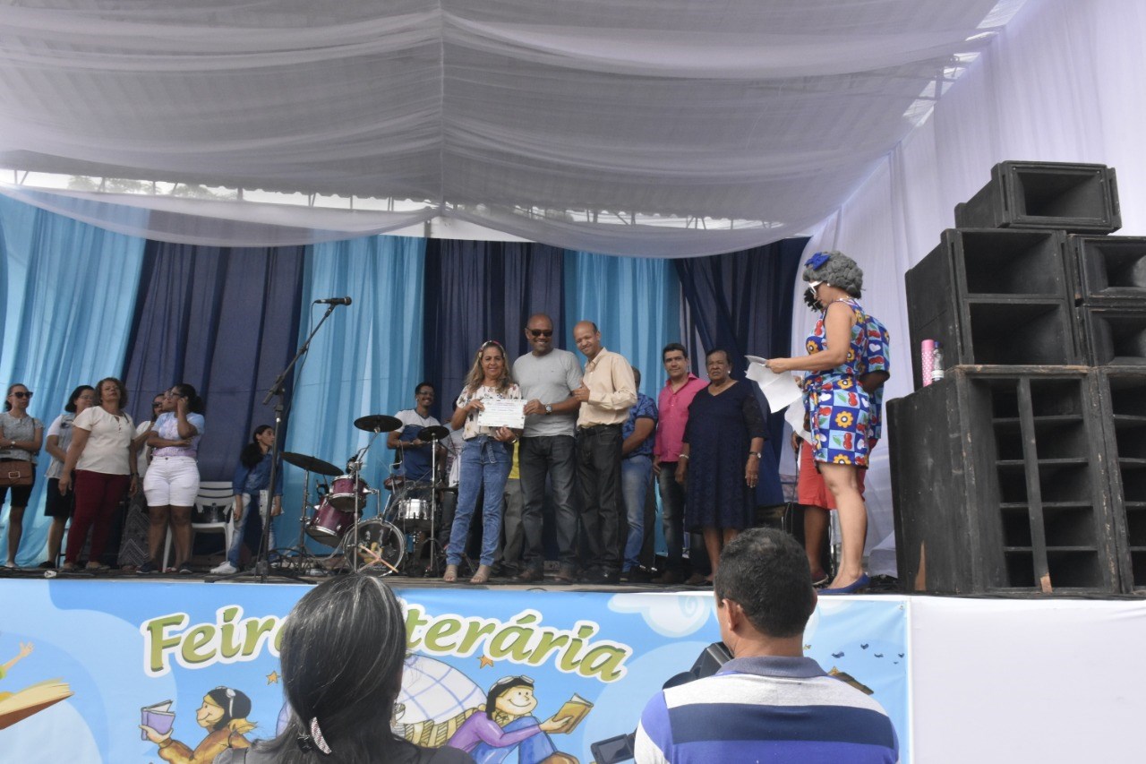 Camacã: 5° Feira Literária homenageia artistas locais